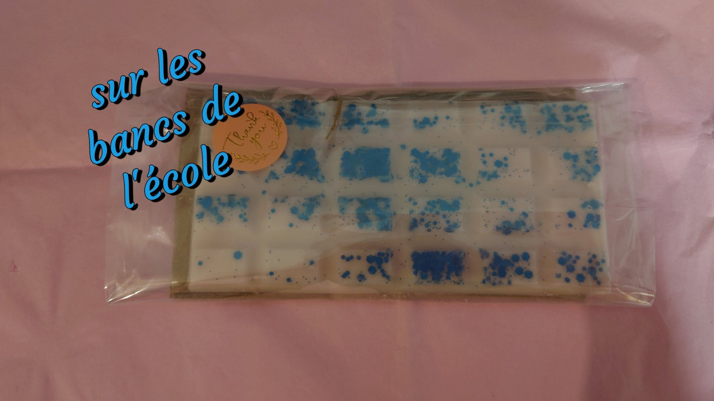 Fondant format tablette sur les bancs de l'école (amande) - Les fondants parfumés de nanou